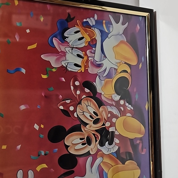 Disney Mickey Minnie Daisy Donald Goofy & Pluto Best Friends 8x10 Framed Art - Picture 4 of 5